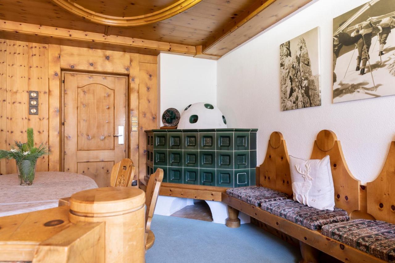 Haus Elisabeth Hotel Sankt Leonhard im Pitztal Luaran gambar