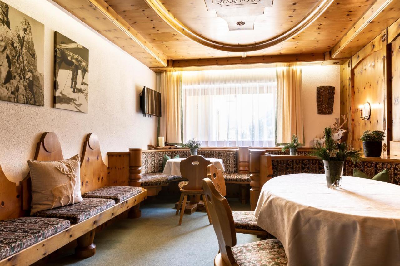 Haus Elisabeth Hotel Sankt Leonhard im Pitztal Luaran gambar