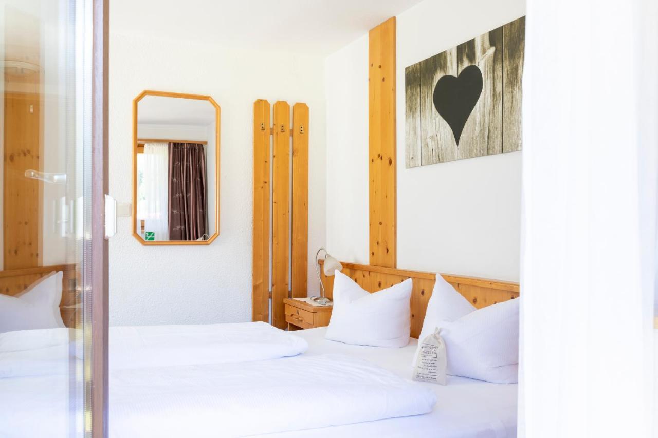 Haus Elisabeth Hotel Sankt Leonhard im Pitztal Luaran gambar